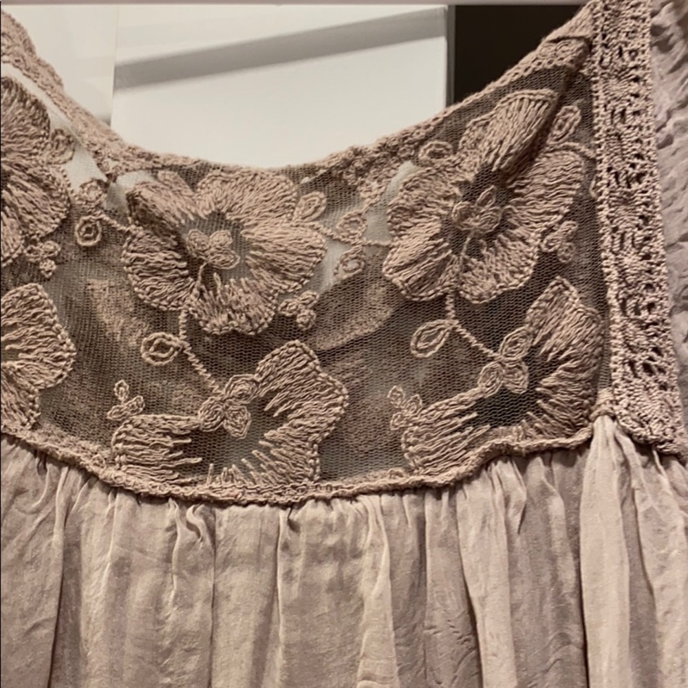 Tunic - Picture 2 of 3